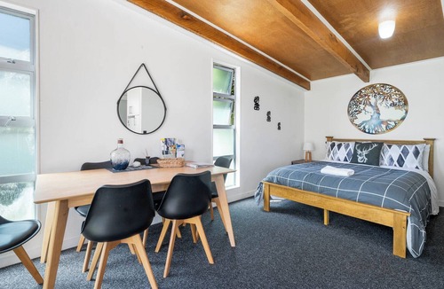 Turangi House | Kopu Cottage - Turangi Holiday Home