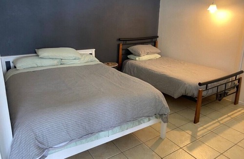 Tikitere Apartment | Lake Rotoiti - hot water creek.