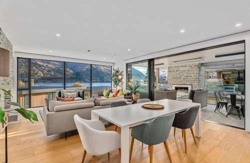 Wanaka Apartment | Lakeview Luxury Vista