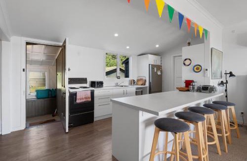 Te Rangiita House | Lakeview Scope - Tauranga Taupo Retreat