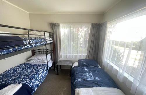 Taupo House | Lakewood Lodge
