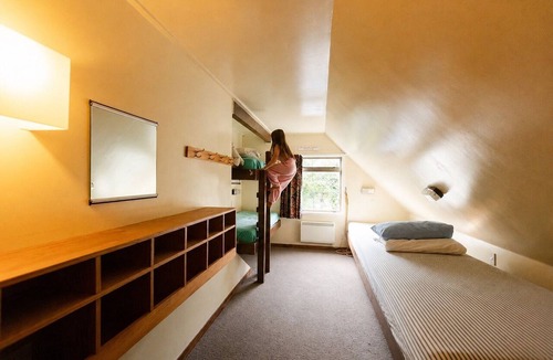 Ohakune Cabin | Large Group Lodge in Ohakune Sleeps 18 Roaring Fire Next to Carrot Park