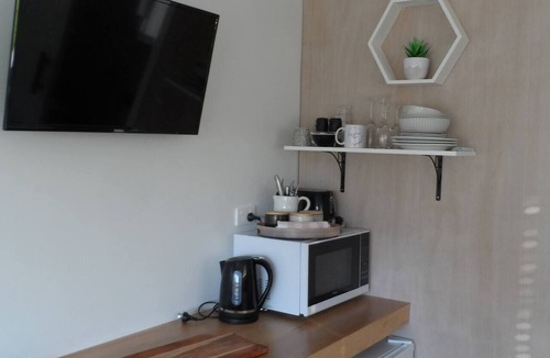 Hakaru Apartment | Lazy Acre Studio