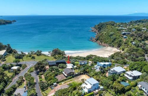 Oneroa Apartment | Little Oneroa Beach Studio