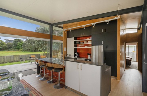 Pauanui House | Little Paua - Pauanui Holiday Home