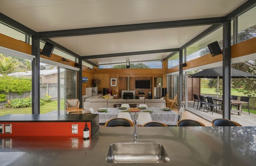 Pauanui House | Little Paua - Pauanui Holiday Home