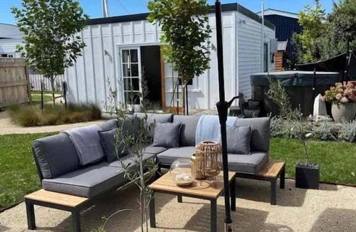 Carterton House | Little Toot - Carterton