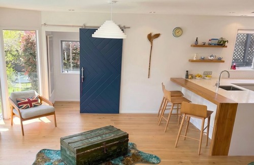 Campbells Bay House | Live on Holiday – 5-Bedroom Home with Pool
