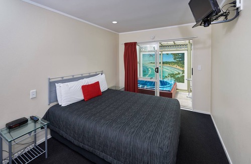 Whakatane Hotel | Livingston Motel