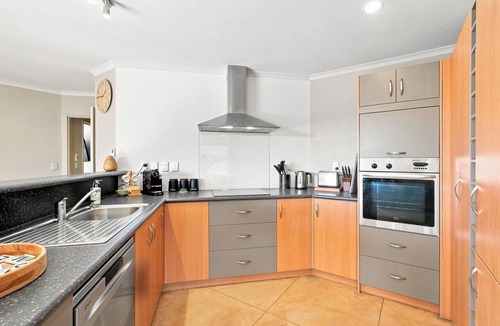 Nelson Apartment | Location Plus Nelson family getaway