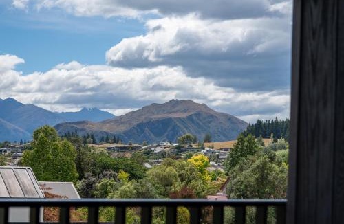 Wanaka Hotel | Luna Lodge Wānaka - digital check-in only