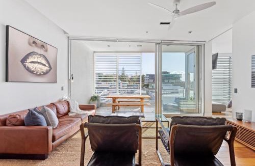 Freemans Bay Apartment | Luxury 2 bed2bath penthouse Free secure carpark