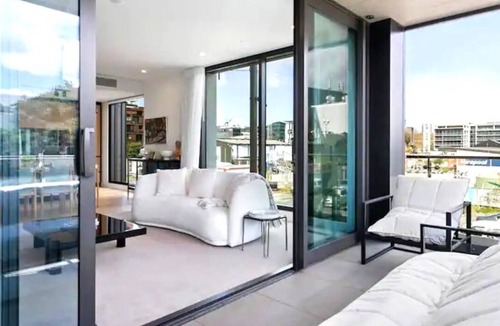 Auckland Central Business District Apartment | Luxury Executive Apartment in Auckland | 2BR
