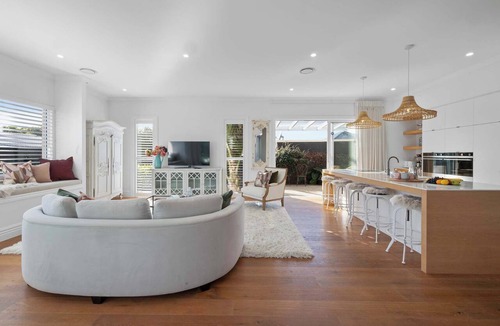 New Plymouth House | Luxury On Lemon
