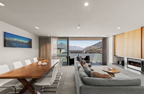 Queenstown City Centre House | Luxury Townhouse in Downtown Queenstown