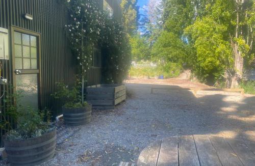 Lowburn Apartment | Lye Bow Shearers Shed