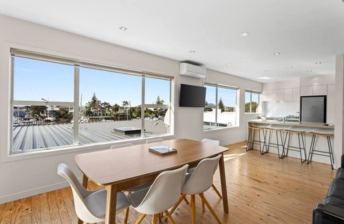 Milford House | Magnificent Marina Views, steps from the beach and Milford Village.