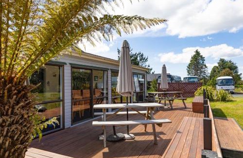 National Park Village Hostel | Manowhenua Lodge Hostel