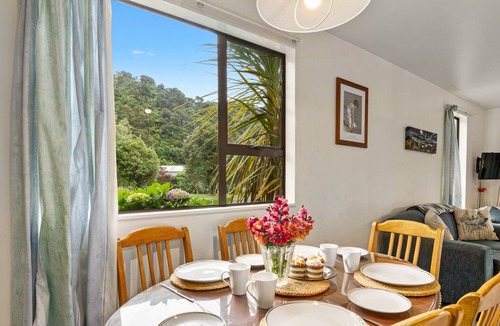 Ngakuta Bay House | MANUKA RETREAT - NGAKUTA BAY, family friendly in Picton