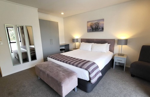 Manukau City Cabin | Manukau Motor Lodge
