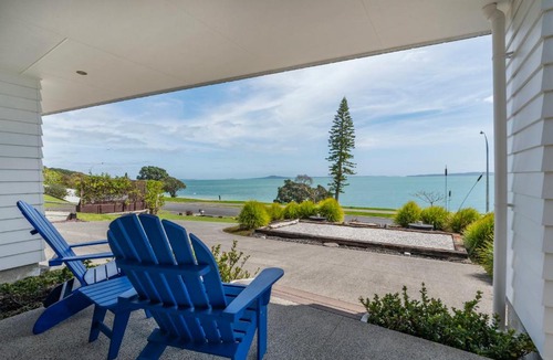 Maraetai Apartment | Maraetai Couples Retreat - Omana Beach Apartment