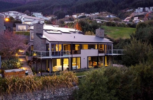 Fernhill House | Matakauri House Queenstown by MajorDomo | Elevated Aspen Grove Villa with Lake Wakatipu & Remarkables Views, Spa & Outdoor Fireplace