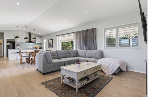 Mangawhai House | Meadow Escape - Mangawhai Holiday Home