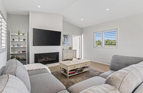 Mangawhai House | Meadow Escape - Mangawhai Holiday Home