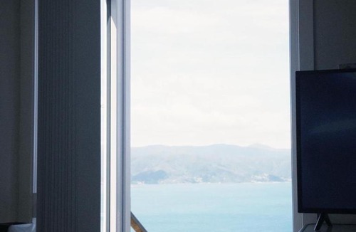 Newlands House | Million Dollar View