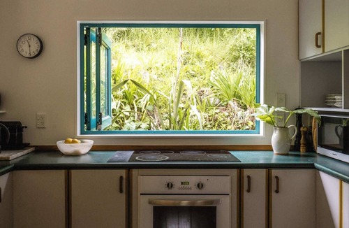 Palm Beach House | Miro Retreat - Sun-Soaked Palm Beach