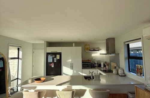 Papamoa Beach House | Modern 3 bedroom house in Papamoa Beach, 15 minute walk to the beach!