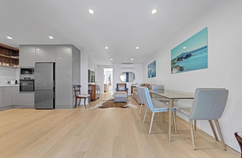 Devonport House | Modern Elegance by Bespoke Stays