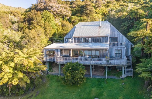 Moetapu Bay House | Moetapu Bay Bliss - Marlborough Sounds Retreat