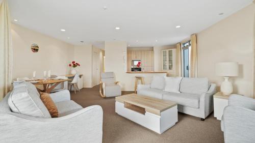 Mount Maunganui House | Mount Apartment - Mt Maunganui Holiday Apartment
