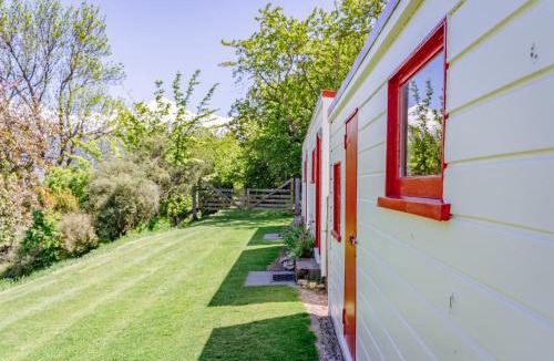 Tekapo Other | Mount Cook Station Huts