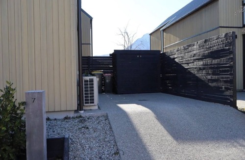 Kawarau Falls House | Mountain View, Cosy Retreat in Hanley’s Farm
