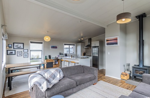 Ohakune House | Mountainview Glimpse - Ohakune Holiday Home