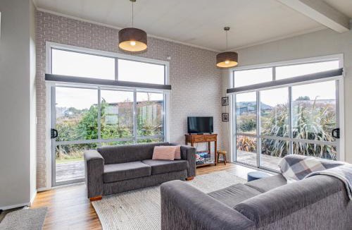 Ohakune House | Mountainview Glimpse - Ohakune Holiday Home