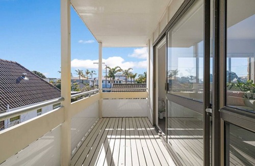 Mount Maunganui Villa | Mt Maunganui 3BR Beach Haven | Garage and Air-con
