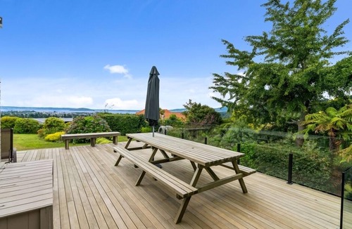 Rotorua House | MTBers Paradise! Amazing views! Ride to the Forest