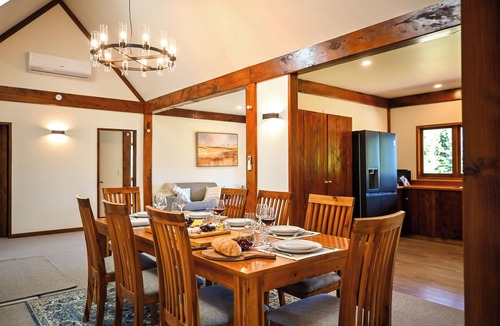 Kinloch House | Muirs Reef Lodge | Private Luxury Accommodation, Lake Taupo, Kinloch