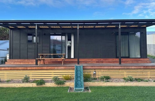 Oamaru Cabin | New Cabin on the South Hill