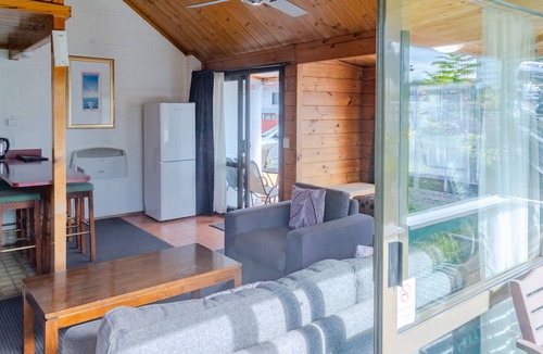 Auckland Hotel | New Haven Motel