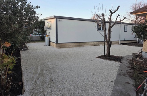 Woolston Cottage | New Modern 2BR Home | Family-Friendly & Convenient