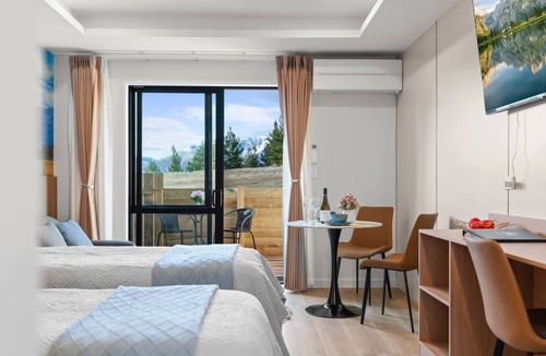 Tekapo Apartment | New warm 1 bedroom studio/2 single bed+sofa bed/unit 3