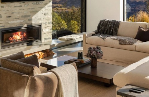 Lake Hayes Villa | Noa By The Lake | 7 bedrooms, lake view, spa pool, outdoor fireplace