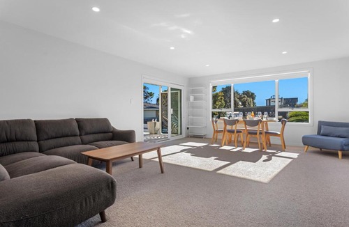 Ohope House | Ocean Breeze Escape - Ohope Holiday Home