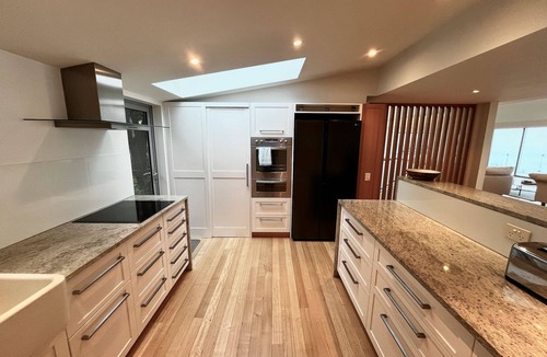 Britannia Heights House | Ocean Horizon