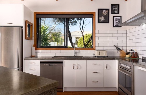 South Bay House | Ocean View Retreat | The Gallery