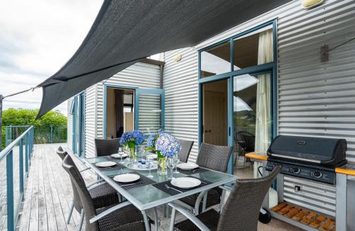 Mangawhai Heads House | Oceans 8 - Mangawhai Heads Holiday Home